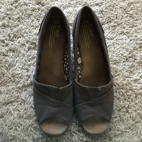 Gray TOMS wedges - Picture 1 of 5